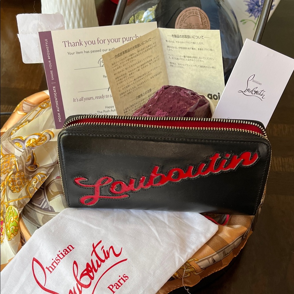 Christian Louboutin Black Wallet with Red Script - Picture 9 of 11